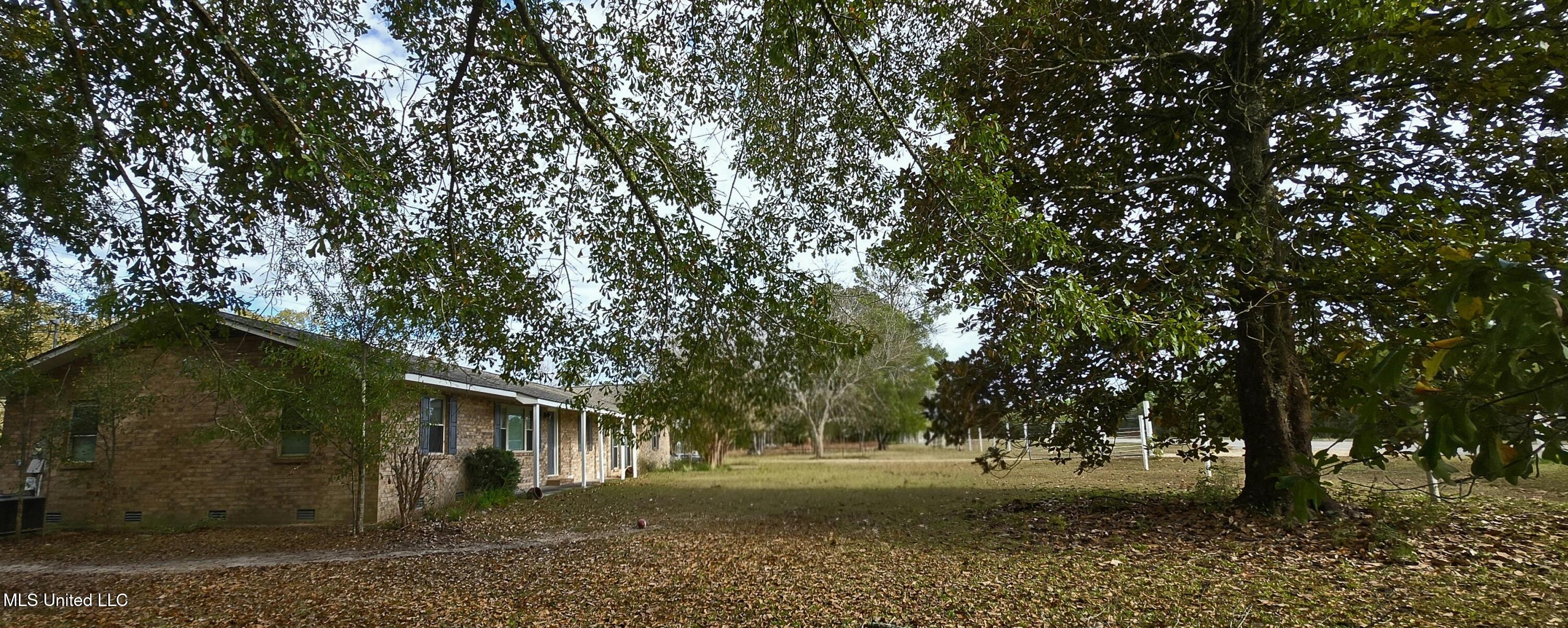 37 Good Hope Road Columbia, MS 39429 - Photo 90 of 127 20251129_133108(1)