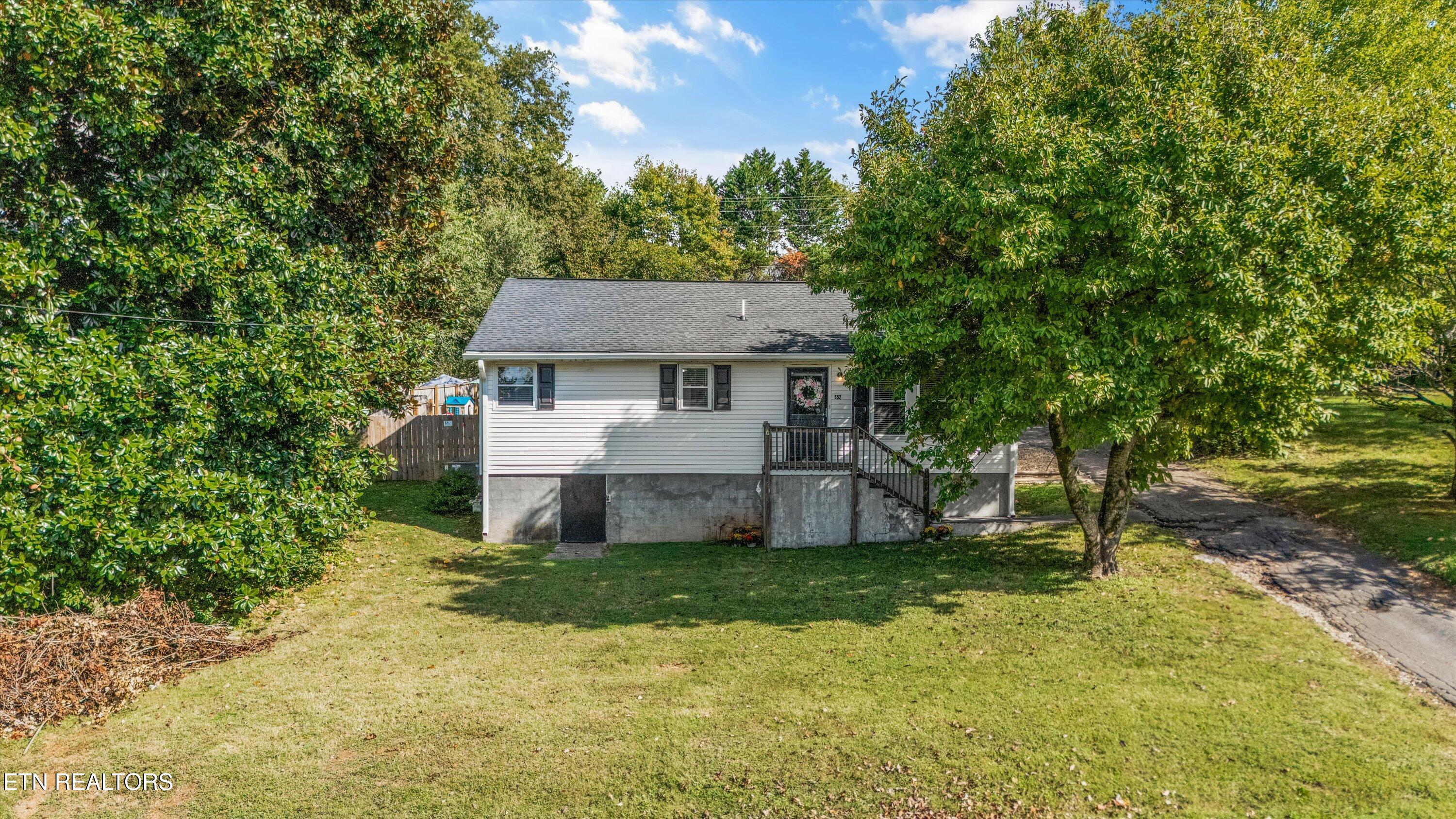 552 North Wright Road Alcoa, TN 37701 - Photo 1 of 34 02-552 N Wright Rd 34