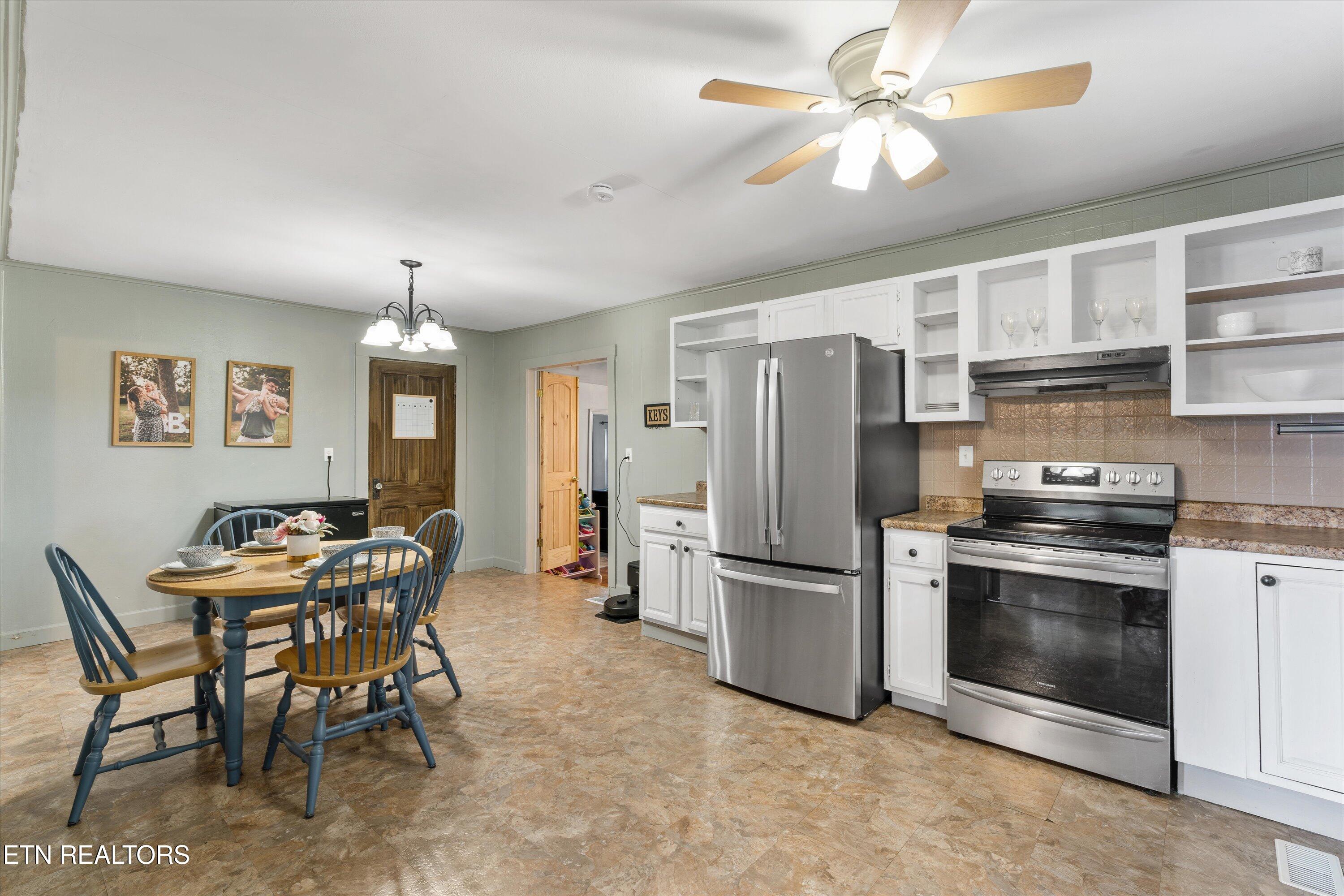 552 North Wright Road Alcoa, TN 37701 - Photo 8 of 34 11-552 N Wright Rd 21