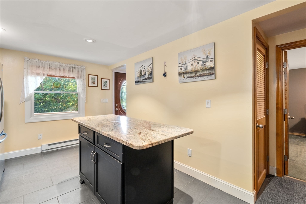 65 North Wales Road Holland, MA 01521 - Photo 12 of 37