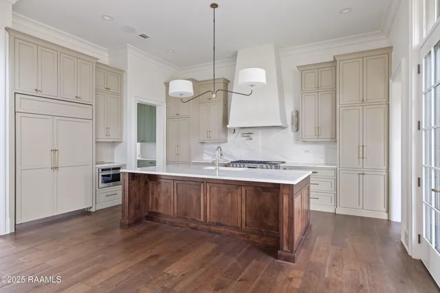 $1,450,000 | 619 Gunter Grass Court, Lafayette, LA 70508