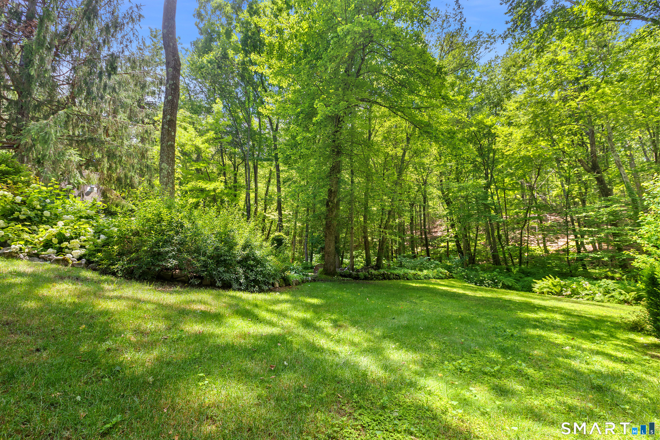 131 Georgetown Road Weston, CT 06883 - Photo 28 of 37