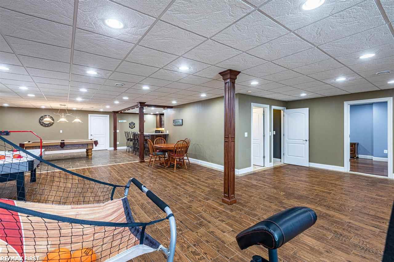 8730 Division Road Columbus, MI 48063 - Photo 25 of 39 50062444-24.JPG