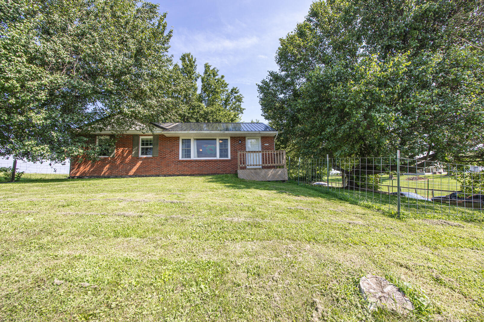 2295 Jackstown Road Paris, KY 40361 - Photo 1 of 21 5B5A2212