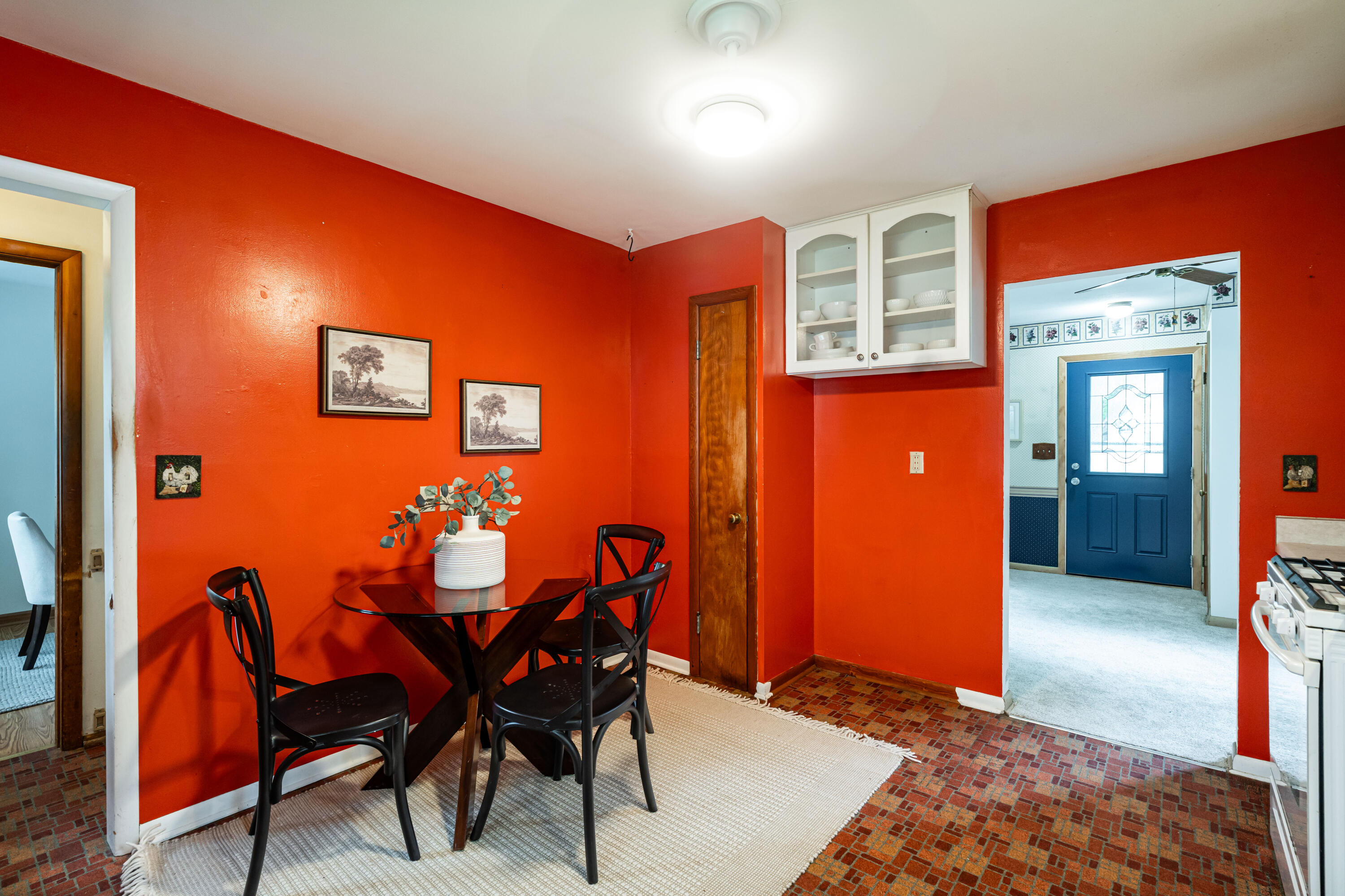5833 West Calumet Road Milwaukee, WI 53223 - Photo 5 of 16 Kitchen 2