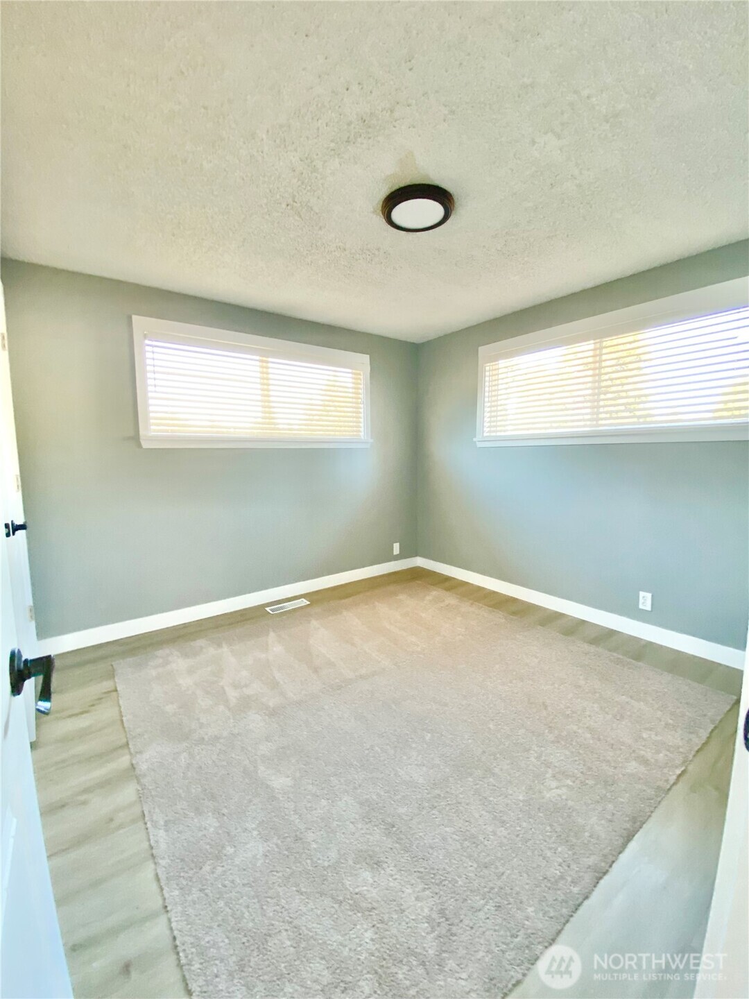 621 Southwest 132nd Street Burien, WA 98146 - Photo 13 of 30