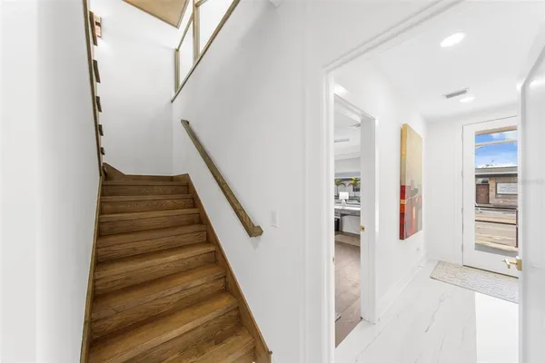 $1,199,000 | 2187 Main Street, Sarasota, FL 34237