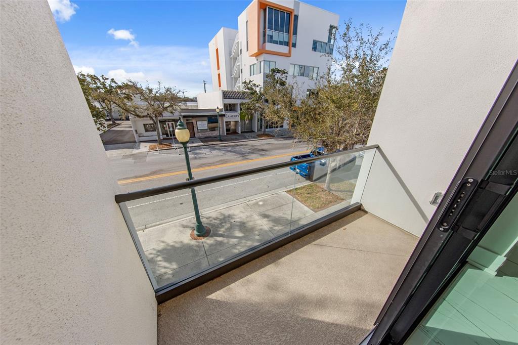 2187 Main Street Sarasota, FL 34237 - Photo 22 of 46 a view of a balcony