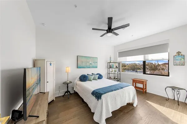 $1,199,000 | 2187 Main Street, Sarasota, FL 34237