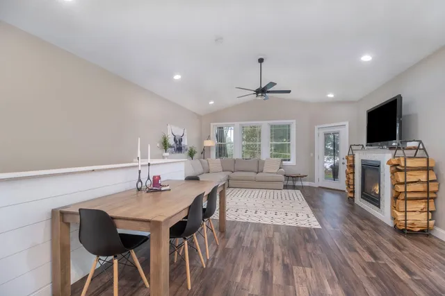 $435,000 | 7811 North 39th Street, Augusta, MI 49012