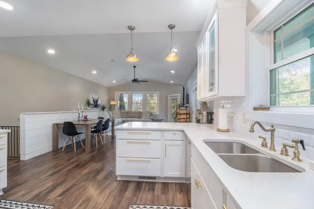 $435,000 | 7811 North 39th Street, Augusta, MI 49012