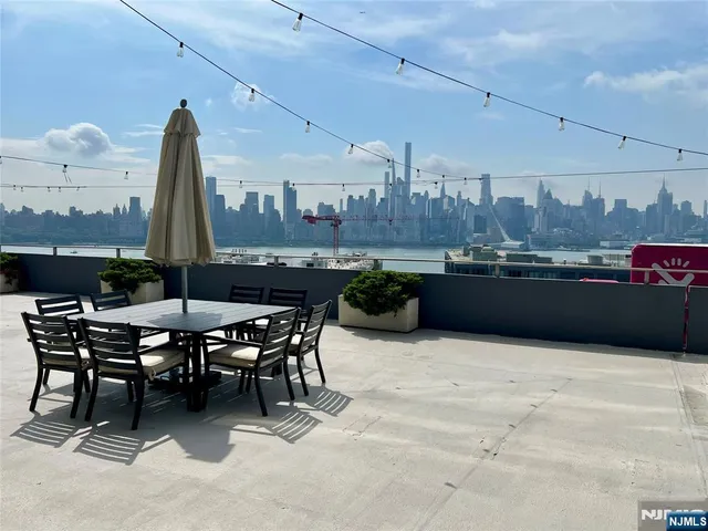 $315,000 | 6050 John F. Kennedy Boulevard, Unit 12D, West New York, NJ 07093