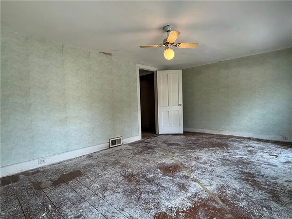 $220,000 | 472 East Main Street, Winfield, NY 13491