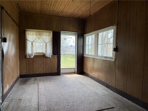 $220,000 | 472 East Main Street, Winfield, NY 13491