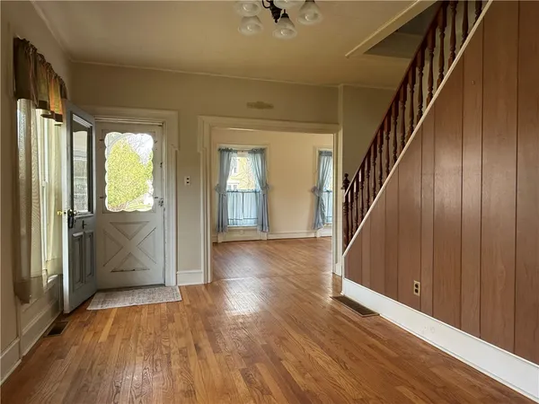 $220,000 | 472 East Main Street, Winfield, NY 13491
