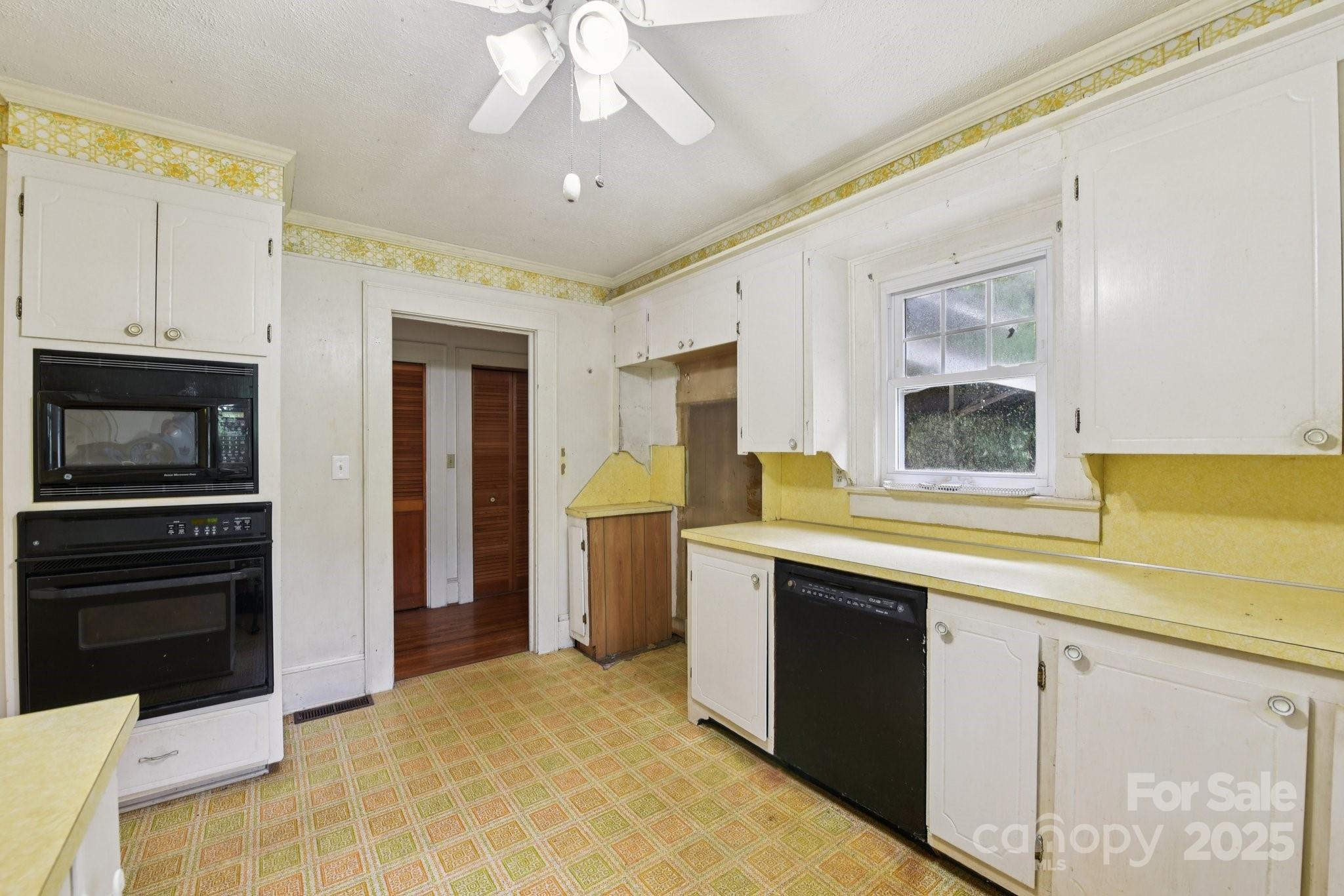 1110 Rogers Lake Road Kannapolis, NC 28081 - Photo 10 of 24 Gallery Image 10