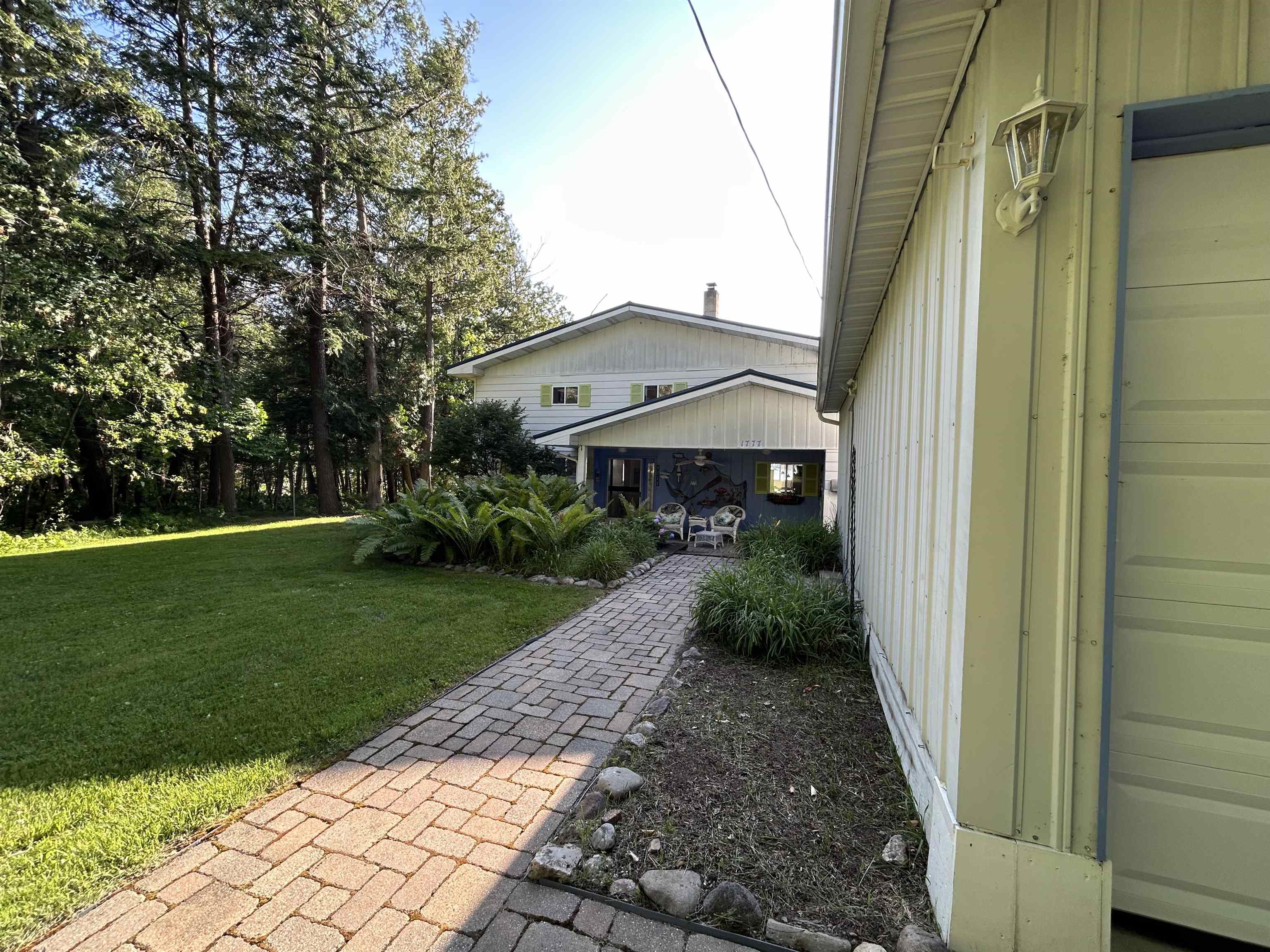 1777 East Pratt Lake Road Gladwin, MI 48624 - Photo 18 of 44 Gallery Image 18