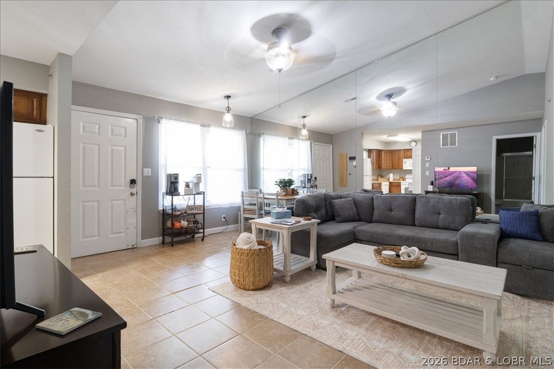 40 Lighthouse Road, Unit 1401 Lake Ozark, MO 65049 - Photo 3 of 44 Gallery Image 3