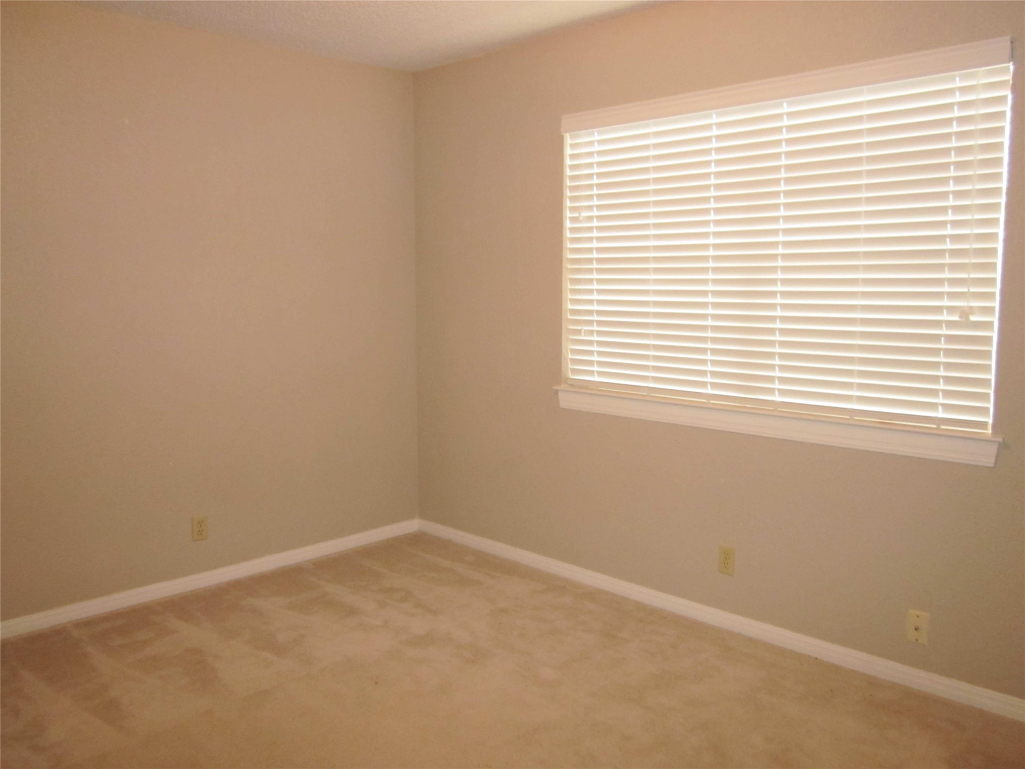 102 Verna Spur, Unit A Georgetown, TX 78628 - Photo 9 of 20 Gallery Image 9