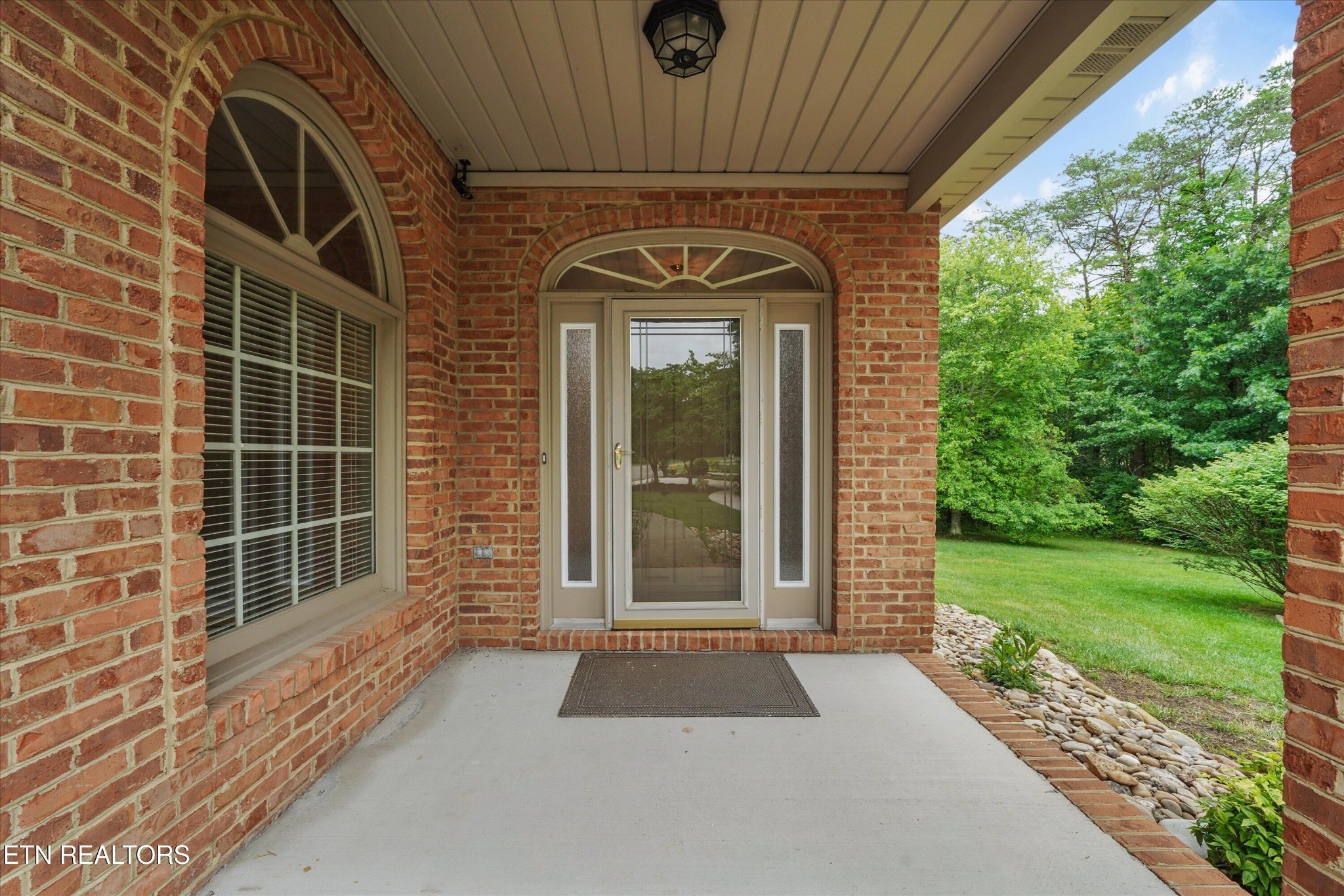 104 Emory Lane Oak Ridge, TN 37830 - Photo 4 of 38 Gallery Image 4
