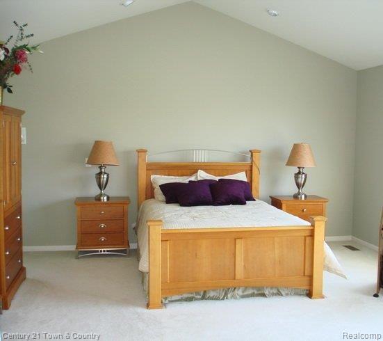 2445 Andover Boulevard Rochester, MI 48306 - Photo 17 of 24 Master Bedroom