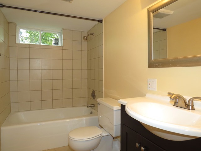 1005 Larkdale Row Wauconda, IL 60084 - Photo 15 of 24
