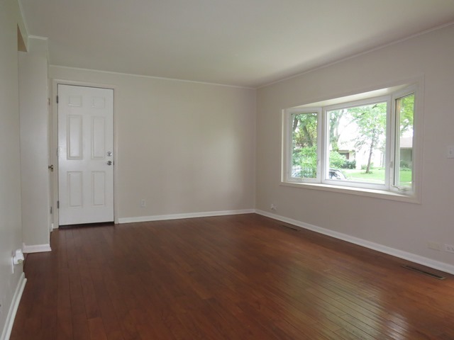 1005 Larkdale Row Wauconda, IL 60084 - Photo 8 of 24