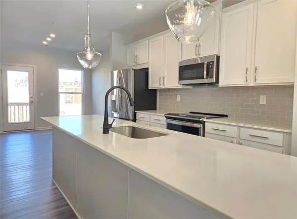 $2,700 | 341 Skylar Court Southeast, Atlanta, GA 30315