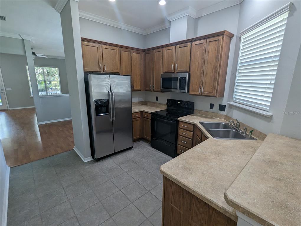 8608 Southwest 77th Avenue Gainesville, FL 32608 - Photo 11 of 40