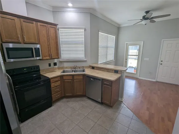 $2,150 | 8608 Southwest 77th Avenue, Gainesville, FL 32608