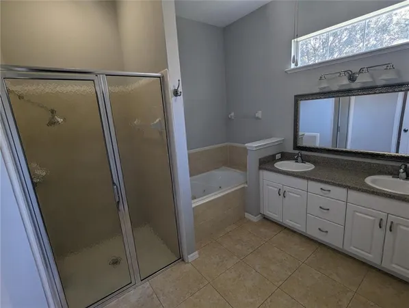 $2,150 | 8608 Southwest 77th Avenue, Gainesville, FL 32608