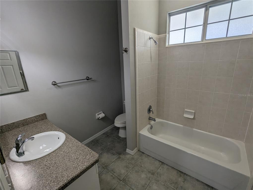 8608 Southwest 77th Avenue Gainesville, FL 32608 - Photo 19 of 40