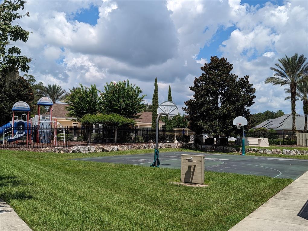 8608 Southwest 77th Avenue Gainesville, FL 32608 - Photo 23 of 40