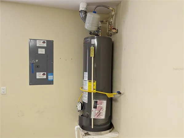 $2,150 | 8608 Southwest 77th Avenue, Gainesville, FL 32608