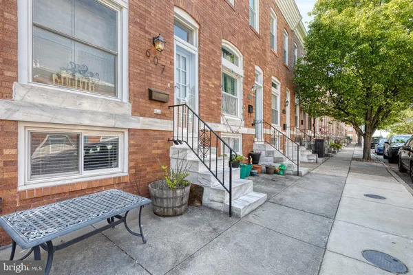 $2,900 | 607 South Streeper Street, Baltimore, MD 21224