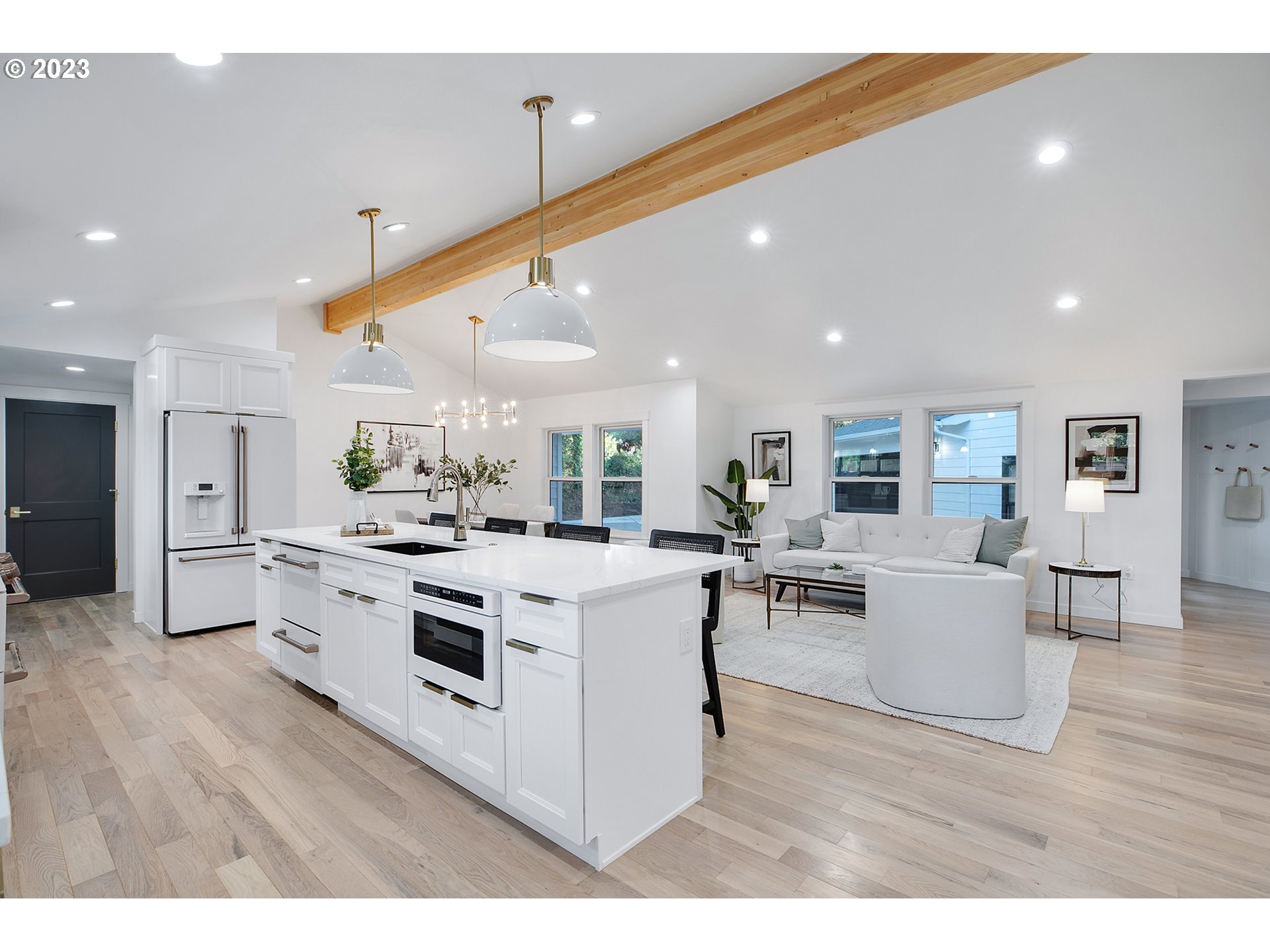 9906 Northwest Leahy Road Portland, OR 97229 - Photo 15 of 36