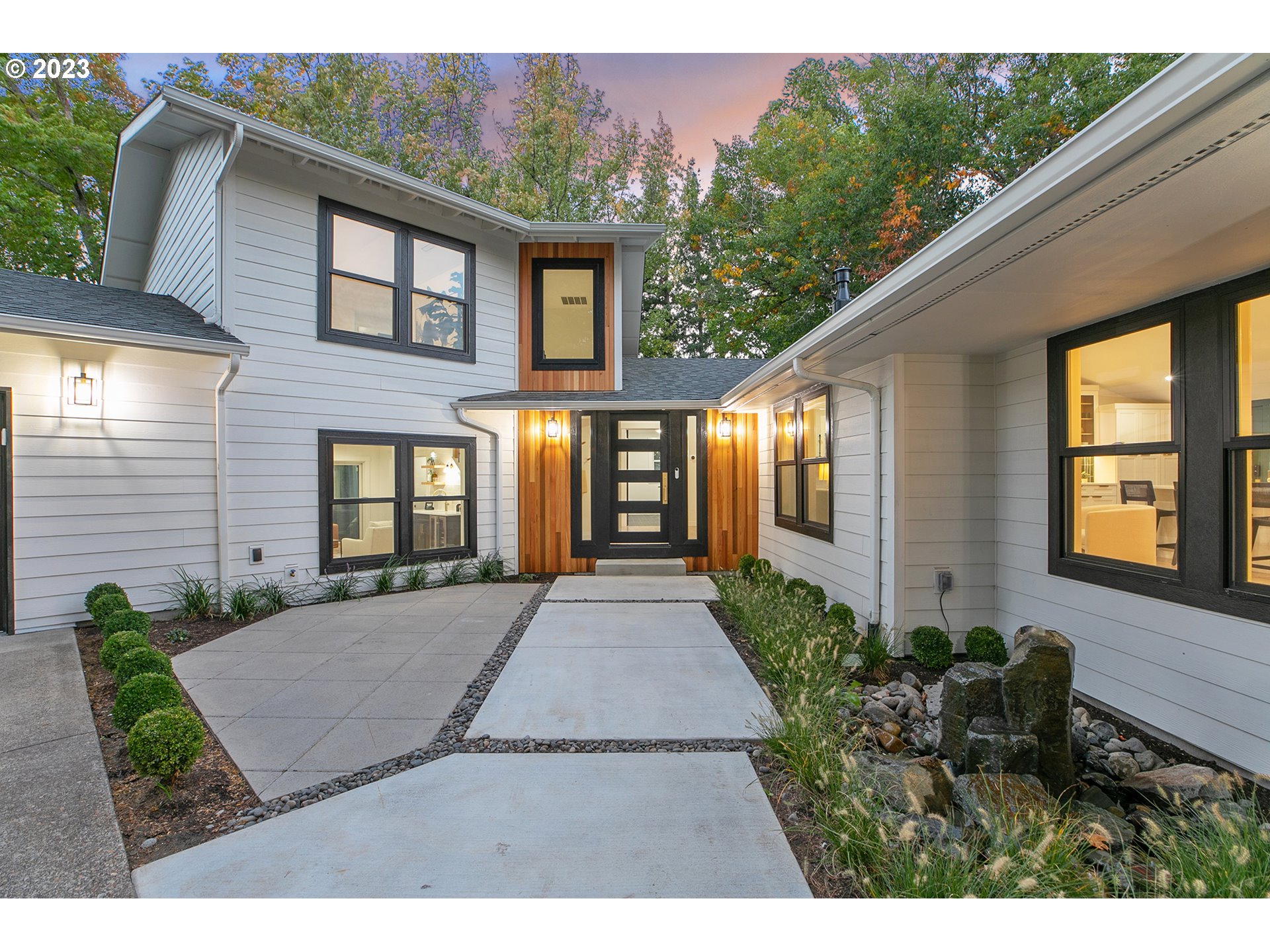 9906 Northwest Leahy Road Portland, OR 97229 - Photo 3 of 36