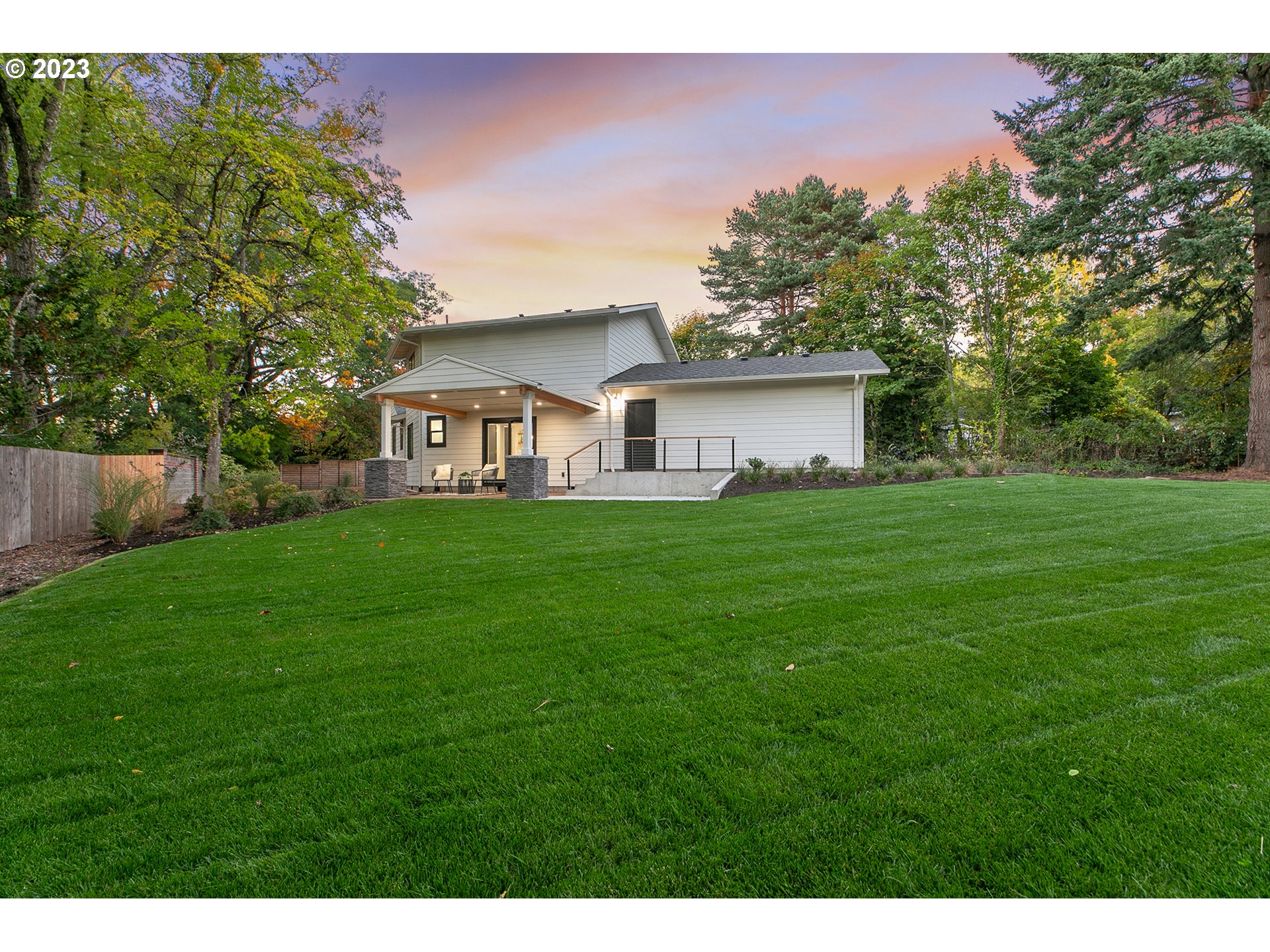 9906 Northwest Leahy Road Portland, OR 97229 - Photo 7 of 36