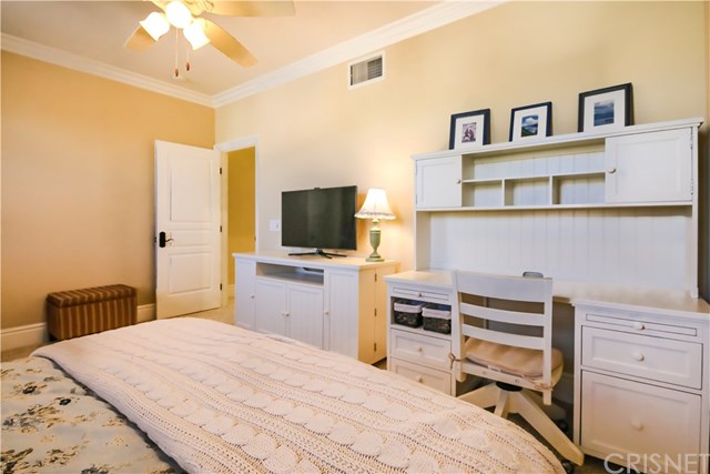 26801 Cezanne Lane Valencia, CA 91355 - Photo 34 of 49