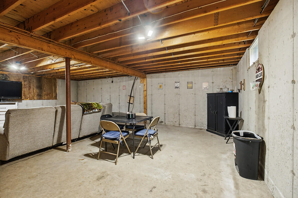 48 Foss Hill Road Benton, ME 04901 - Photo 37 of 46 37_BP5A3964_DxO_mls