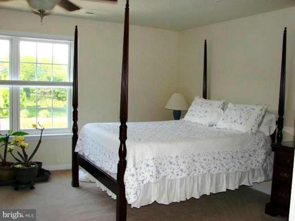 684 Ruxton Road, Unit 66 Dowell, MD 20629 - Photo 17 of 28 Guest Suite