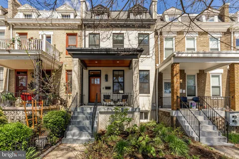 $874,900 | 409 Columbia Road Northwest, Washington, DC 20001