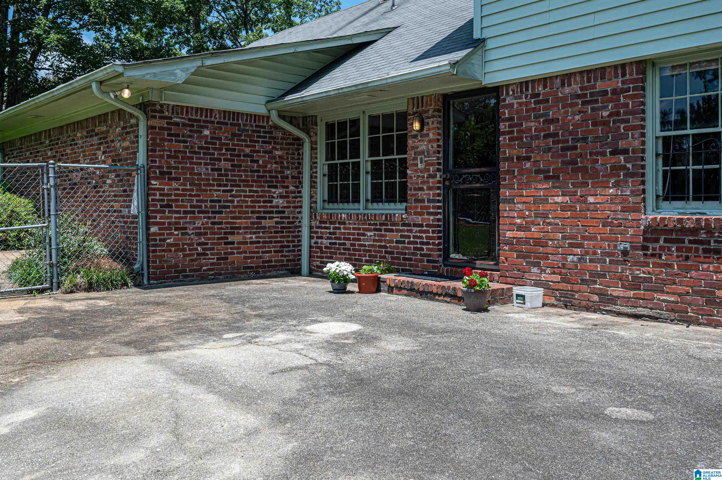 2469 Shades Crest Road Birmingham, AL 35216 - Photo 45 of 70