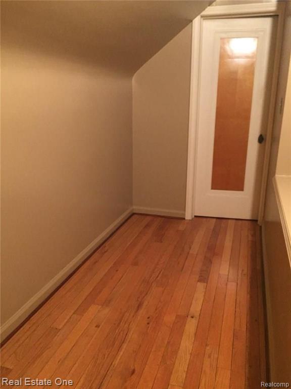 16563 Burt Road Detroit, MI 48219 - Photo 22 of 34