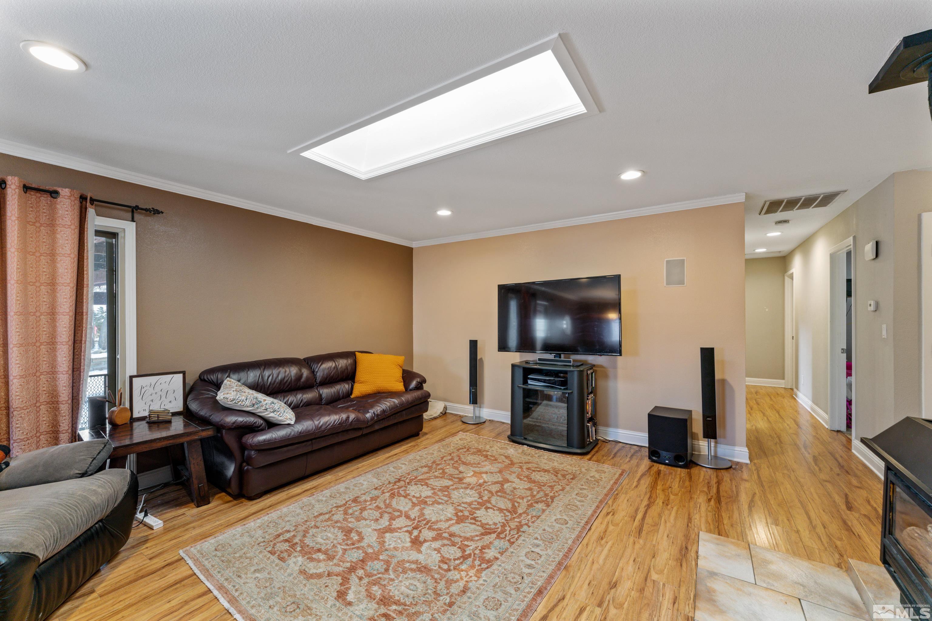 5040 Reggie Road Reno, NV 89502 - Photo 7 of 30 Photo 7