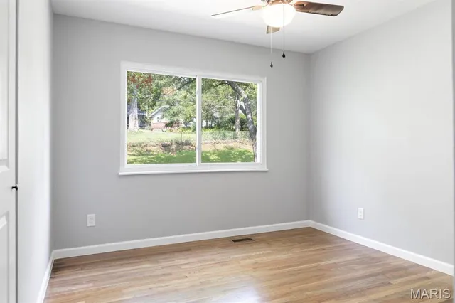 $449,900 | 815 Ariege Drive, Creve Coeur, MO 63141