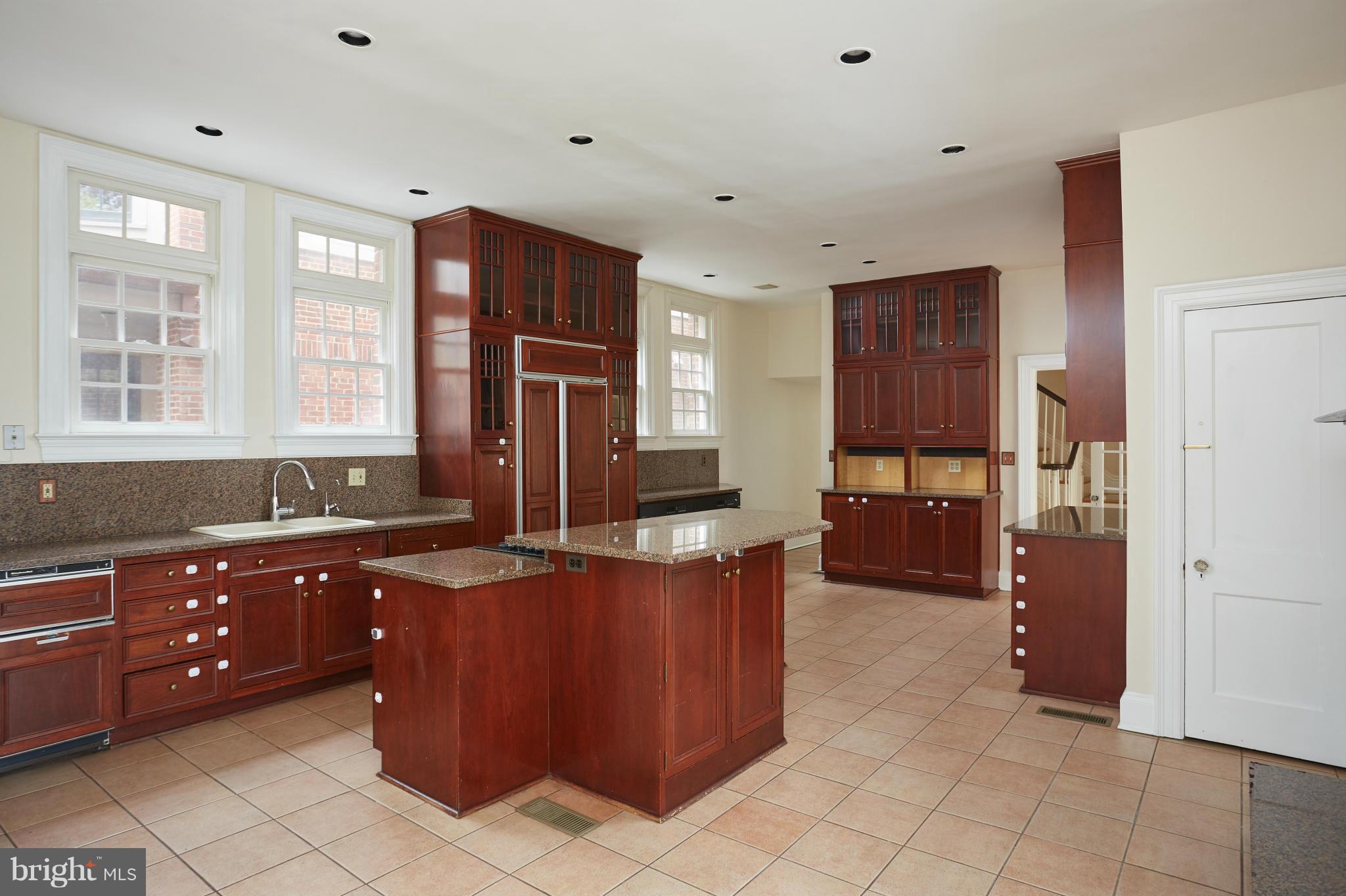 2200 Kalorama Road Northwest Washington, DC 20008 - Photo 12 of 28 Kitchen