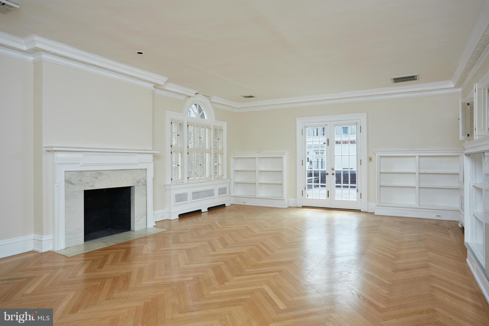 2200 Kalorama Road Northwest Washington, DC 20008 - Photo 14 of 28 Bedroom (Master)