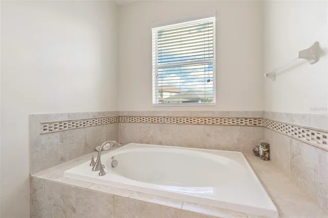 $605,000 | 7451 Fairgrove Avenue, Windermere, FL 34786