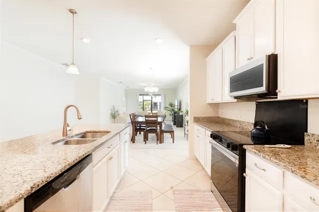 $605,000 | 7451 Fairgrove Avenue, Windermere, FL 34786